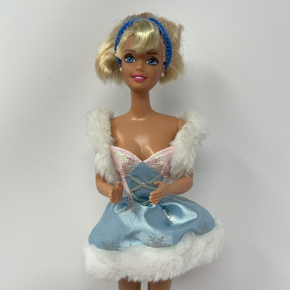 Barbie‎ Skating Star Doll Winter Blue Ice Dress Ice Skates by Mattel
